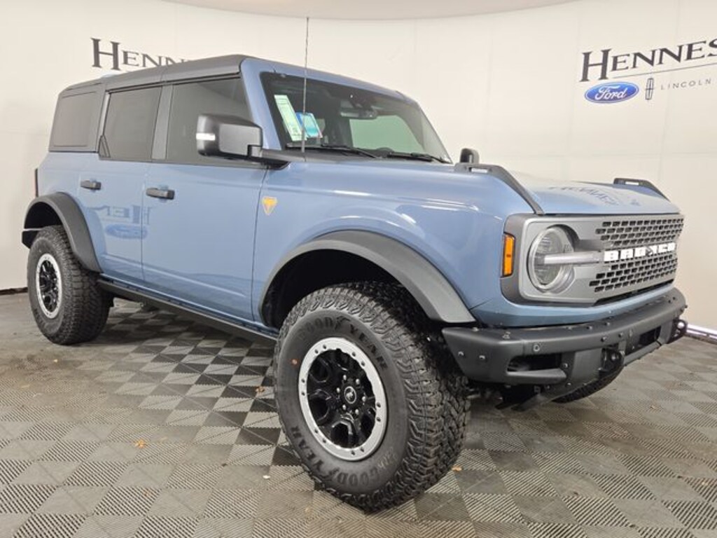New 2025 Ford Bronco Badlands SUV