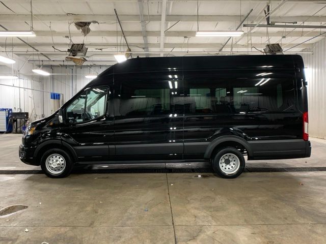 2025 Ford Transit photo 3