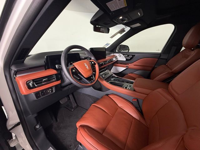 2025 Lincoln Aviator Reserve photo 4