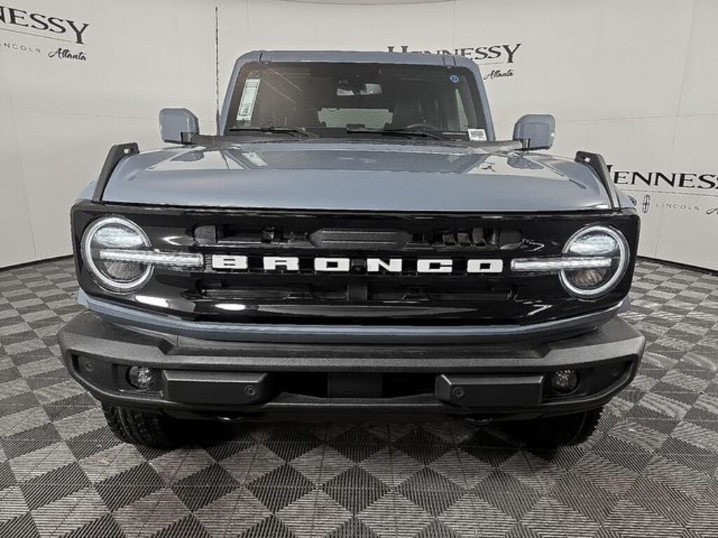New 2025 Ford Bronco Outer Banks SUV