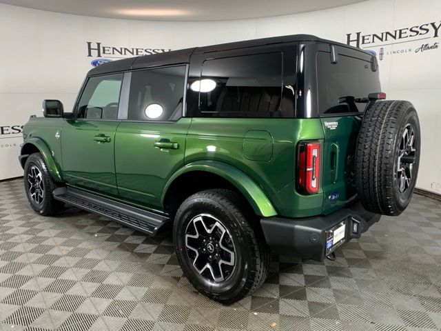 2025 Ford Bronco Outer Banks photo 3