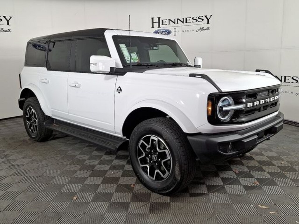 New 2025 Ford Bronco Outer Banks SUV