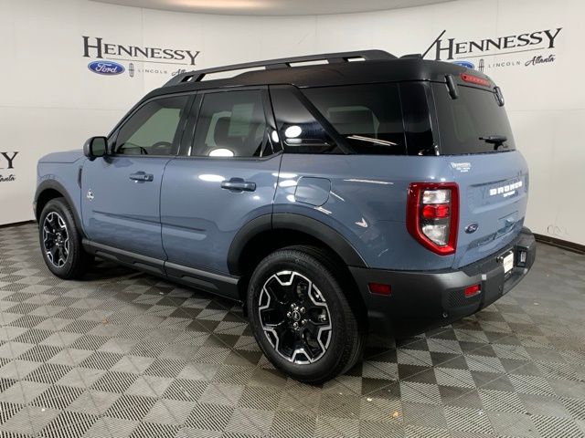 2025 Ford Bronco Sport Outer Banks photo 2