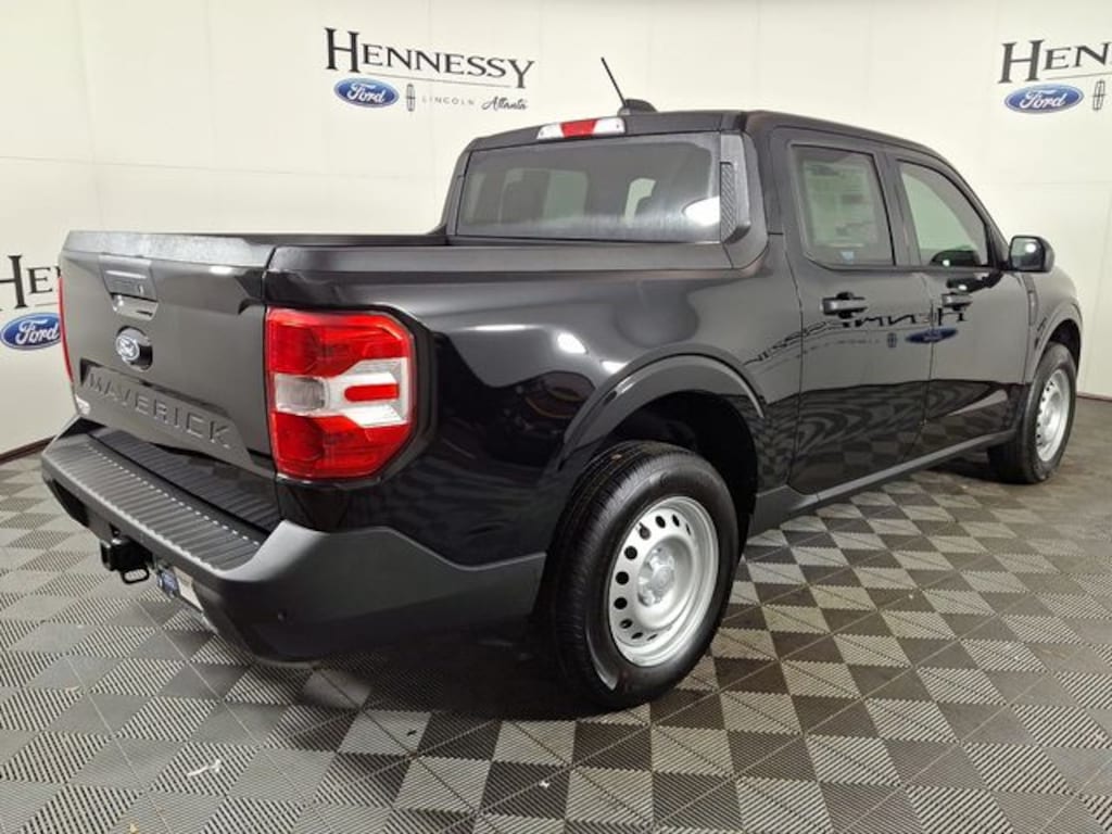 New 2025 Ford Maverick XL Truck SuperCrew