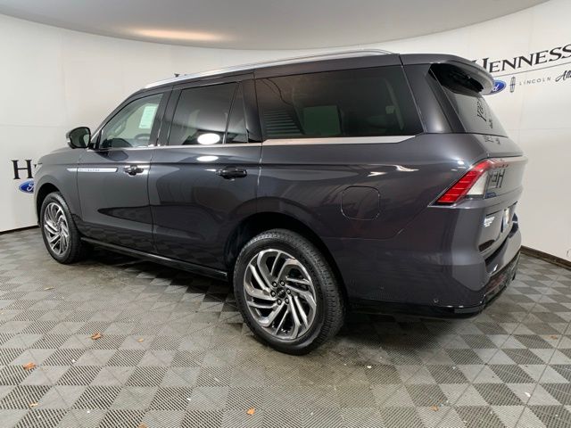 2025 Lincoln Navigator Reserve photo 4