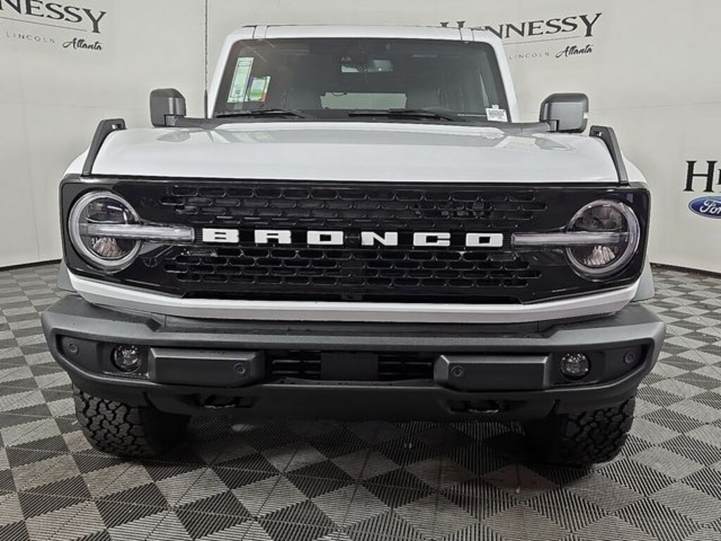New 2025 Ford Bronco Outer Banks SUV
