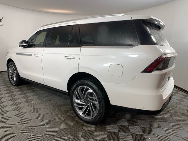 2025 Lincoln Navigator Reserve photo 4