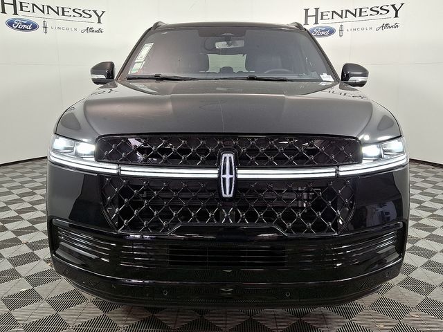 2025 Lincoln Navigator Reserve photo 2