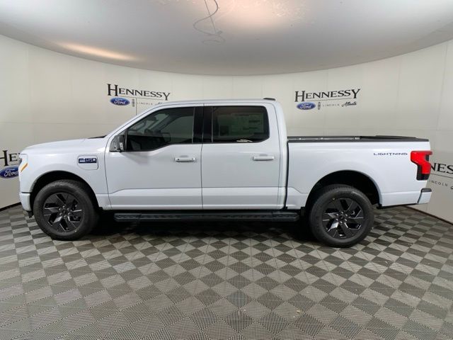 2025 Ford F-150 Lightning photo 3