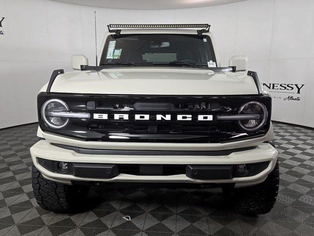 New 2026 Ford Bronco Outer Banks SUV