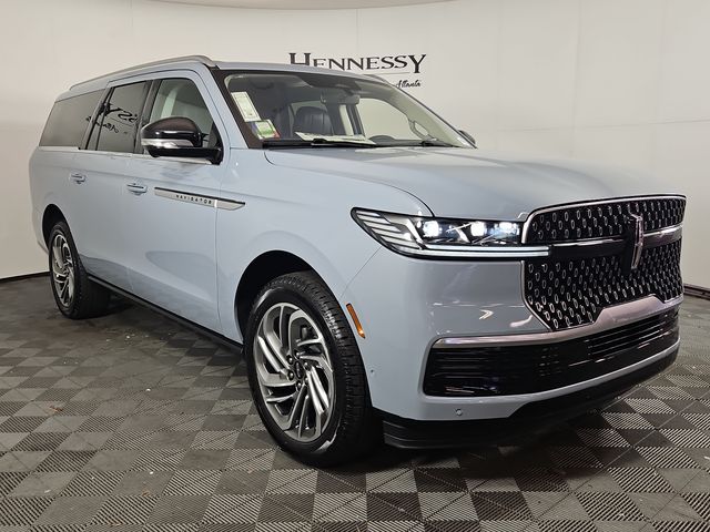 2025 Lincoln Navigator L Reserve photo 3