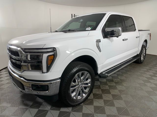 2025 Ford F-150 Lariat photo 2