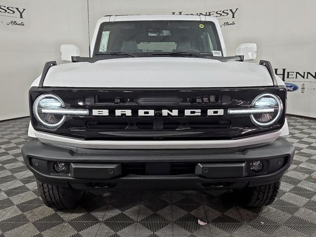 New 2025 Ford Bronco Outer Banks SUV
