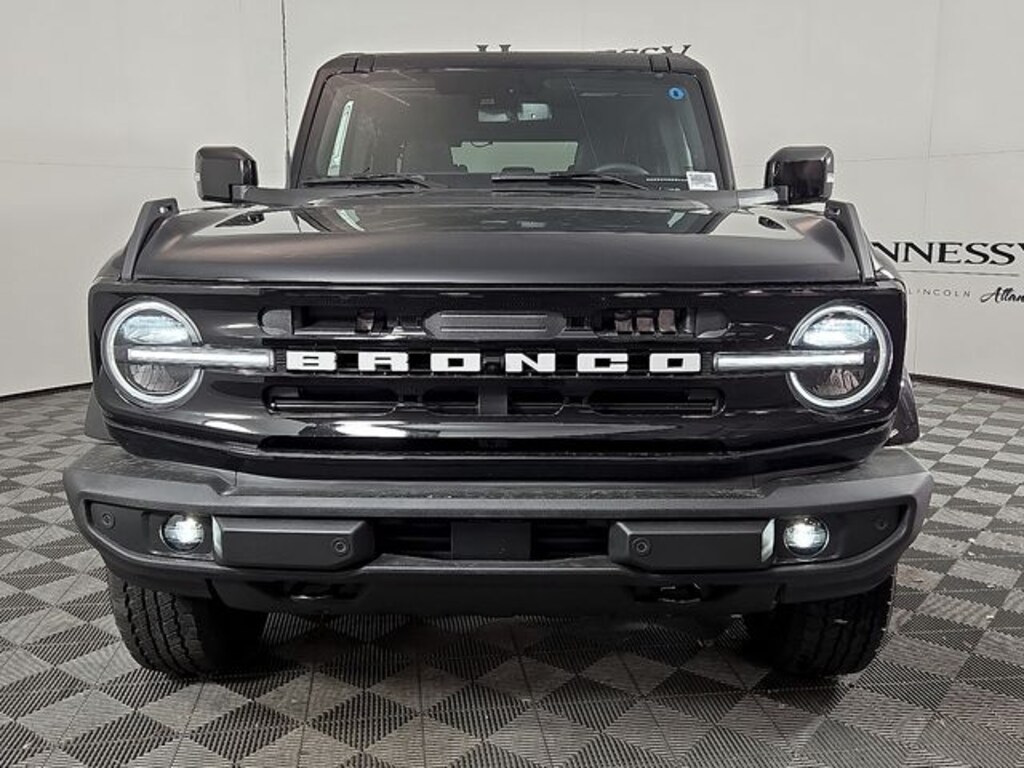 New 2025 Ford Bronco Outer Banks SUV