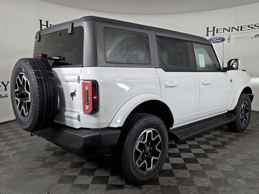 New 2025 Ford Bronco Outer Banks SUV