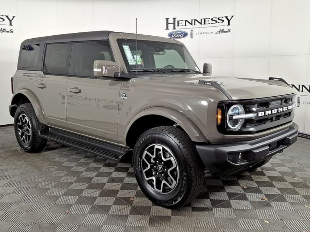 New 2025 Ford Bronco Outer Banks SUV
