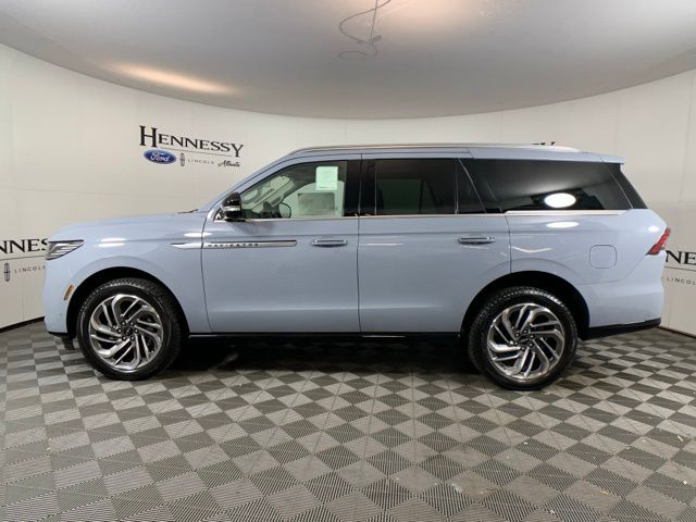 2025 Lincoln Navigator Reserve photo 3
