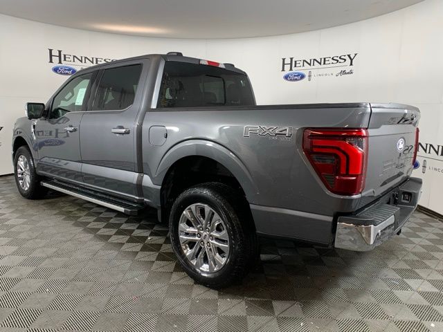 2025 Ford F-150 Lariat photo 4