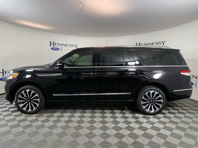 2024 Lincoln Navigator Reserve L photo 2
