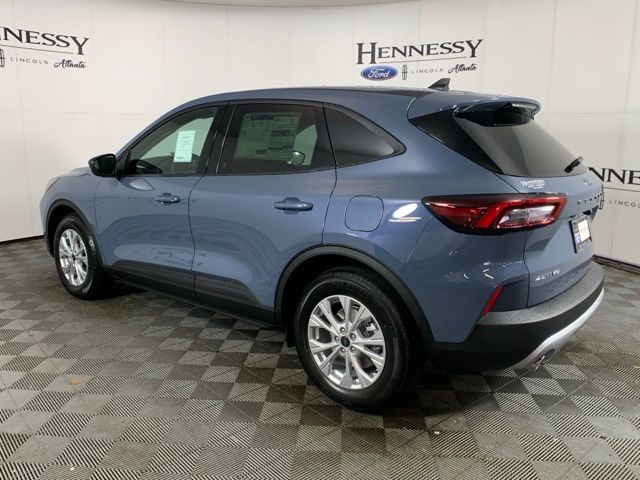 2026 Ford Escape SE photo 2