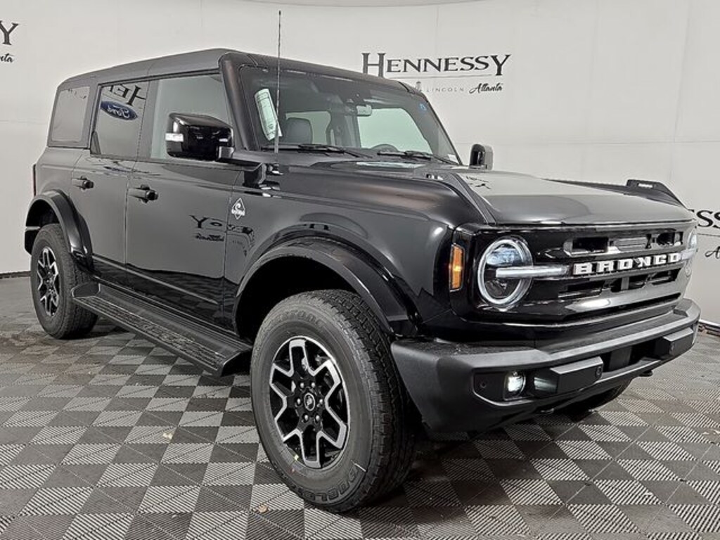 New 2025 Ford Bronco Outer Banks SUV