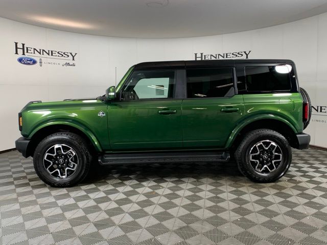 2025 Ford Bronco Outer Banks photo 2