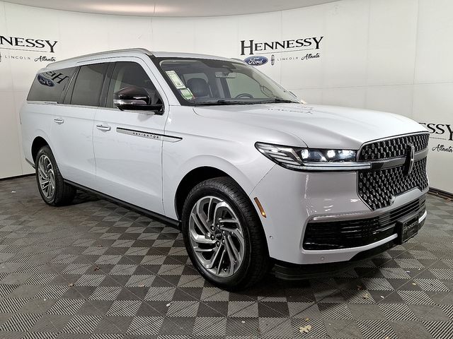 2025 Lincoln Navigator L Reserve photo 3