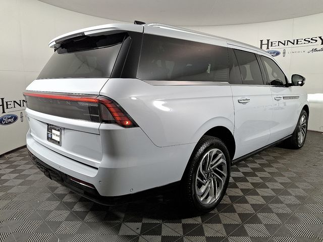 2025 Lincoln Navigator L Reserve photo 4