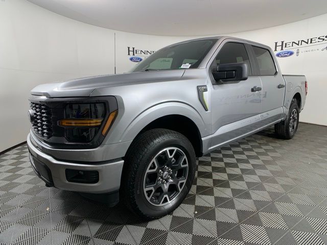 2025 Ford F-150 STX photo 2