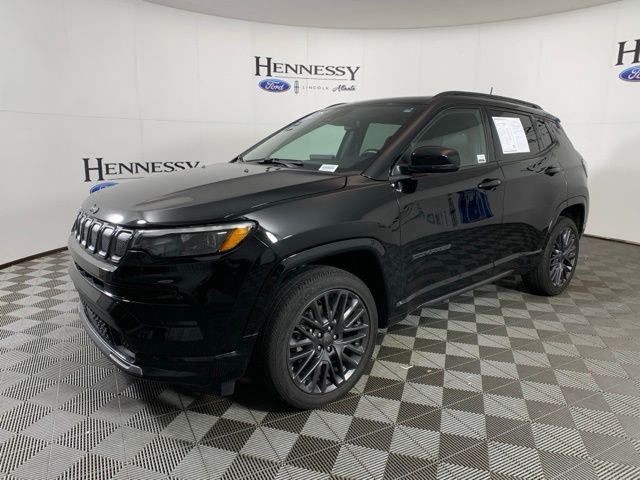 2022 Jeep Compass Limited photo 2