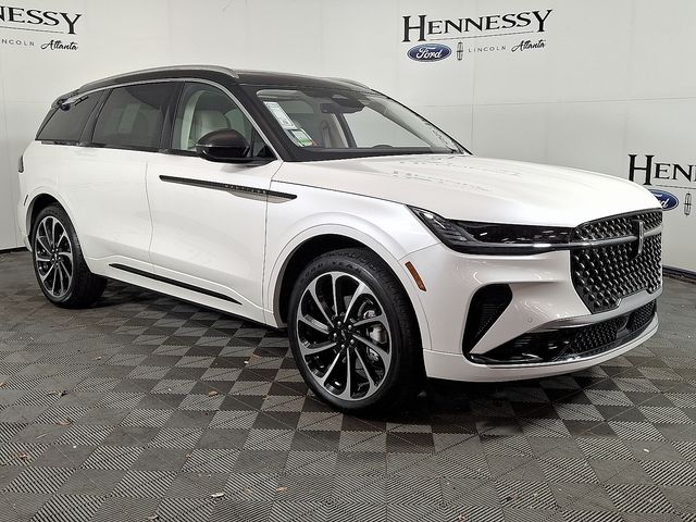 2026 Lincoln Nautilus Black Label photo 2