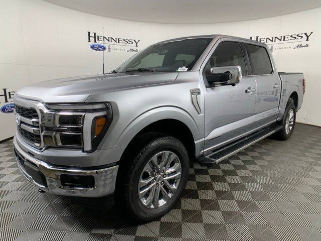 2025 Ford F-150 Lariat photo 2