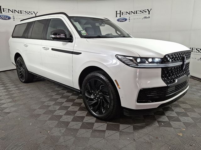 2025 Lincoln Navigator L Reserve photo 3