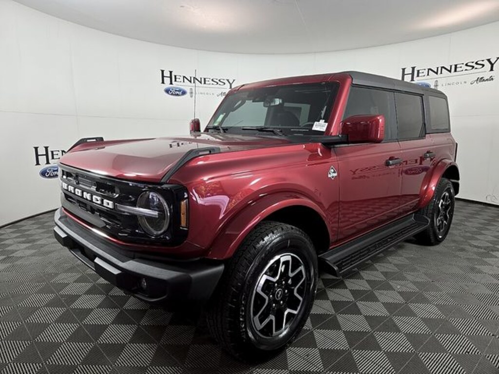New 2026 Ford Bronco Outer Banks SUV