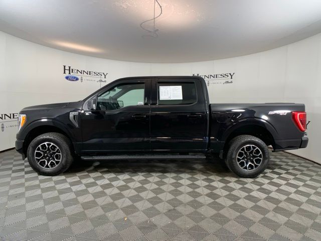 2023 Ford F-150 XLT photo 3