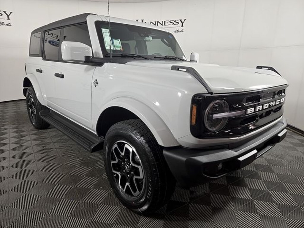 New 2026 Ford Bronco Outer Banks SUV