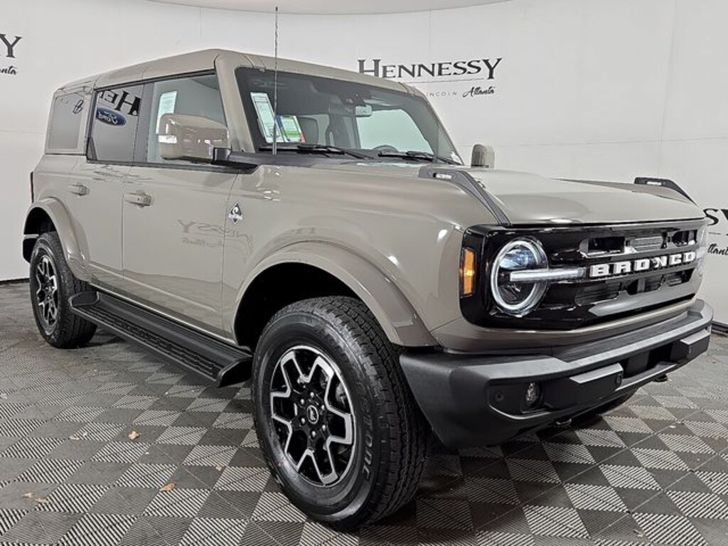 New 2025 Ford Bronco Outer Banks SUV