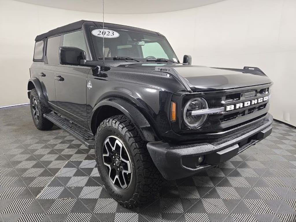 Used 2023 Ford Bronco Outer Banks SUV