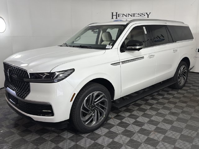 2027 Lincoln Navigator