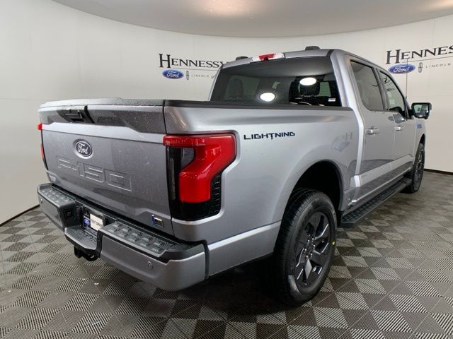 2025 Ford F-150 Lightning Flash - Photo 7