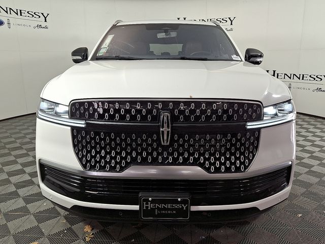 2025 Lincoln Navigator L Reserve photo 2