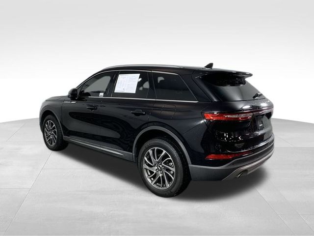 2021 Lincoln Corsair Standard photo 4