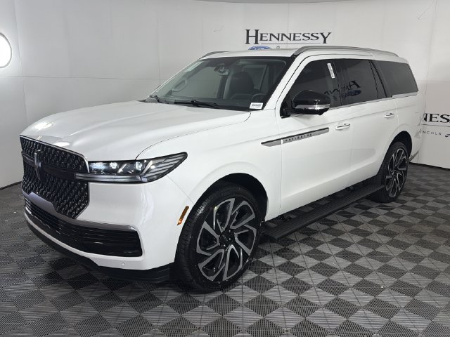 2027 Lincoln Navigator
