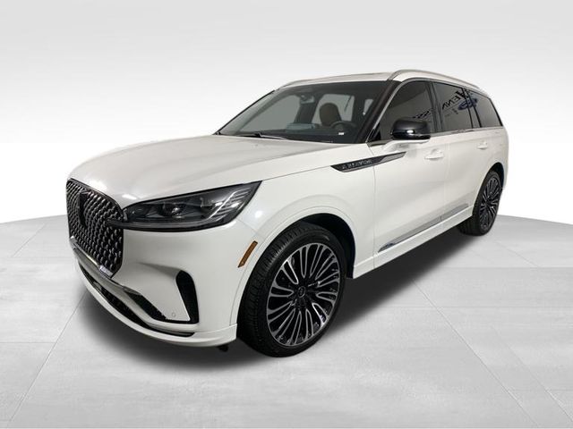 2025 Lincoln Aviator Black Label photo 2