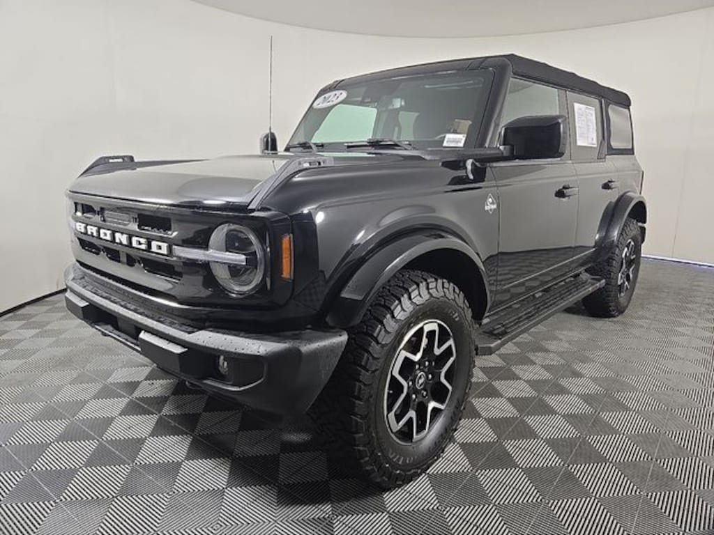 Used 2023 Ford Bronco Outer Banks SUV