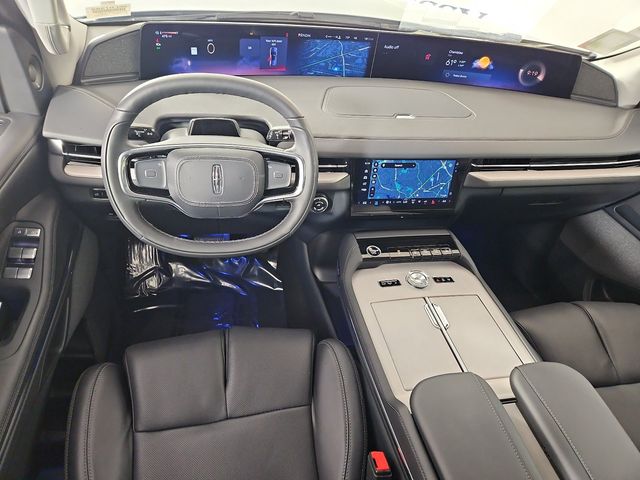 2025 Lincoln Navigator Reserve L - Photo 11