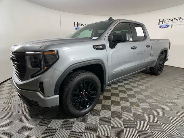 2025 Gmc Sierra 1500 Pro photo 2