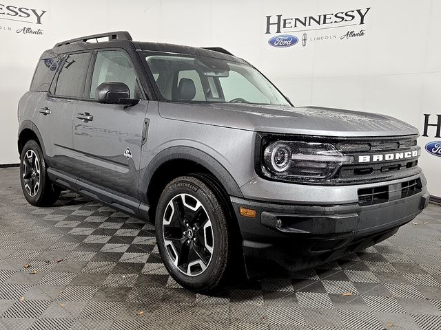 2023 Ford Bronco Sport Outer Banks photo 3