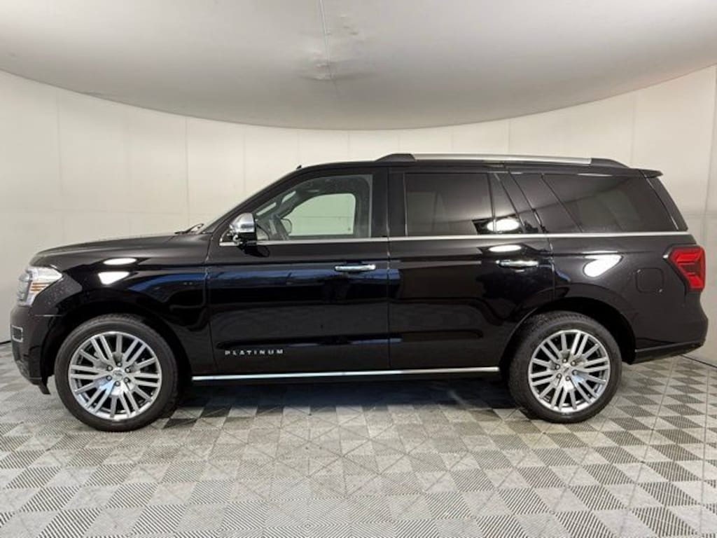 Used 2024 Ford Expedition Platinum SUV