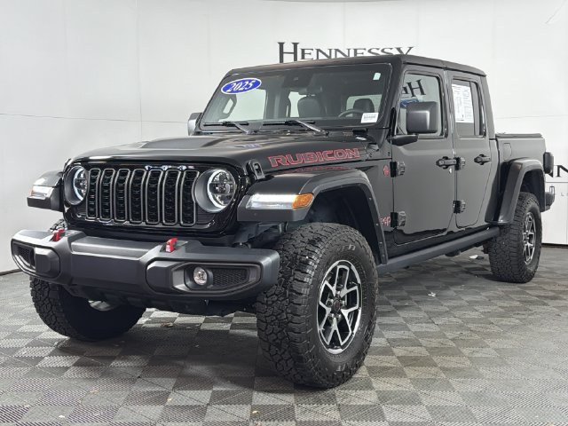 2025 Jeep Gladiator
